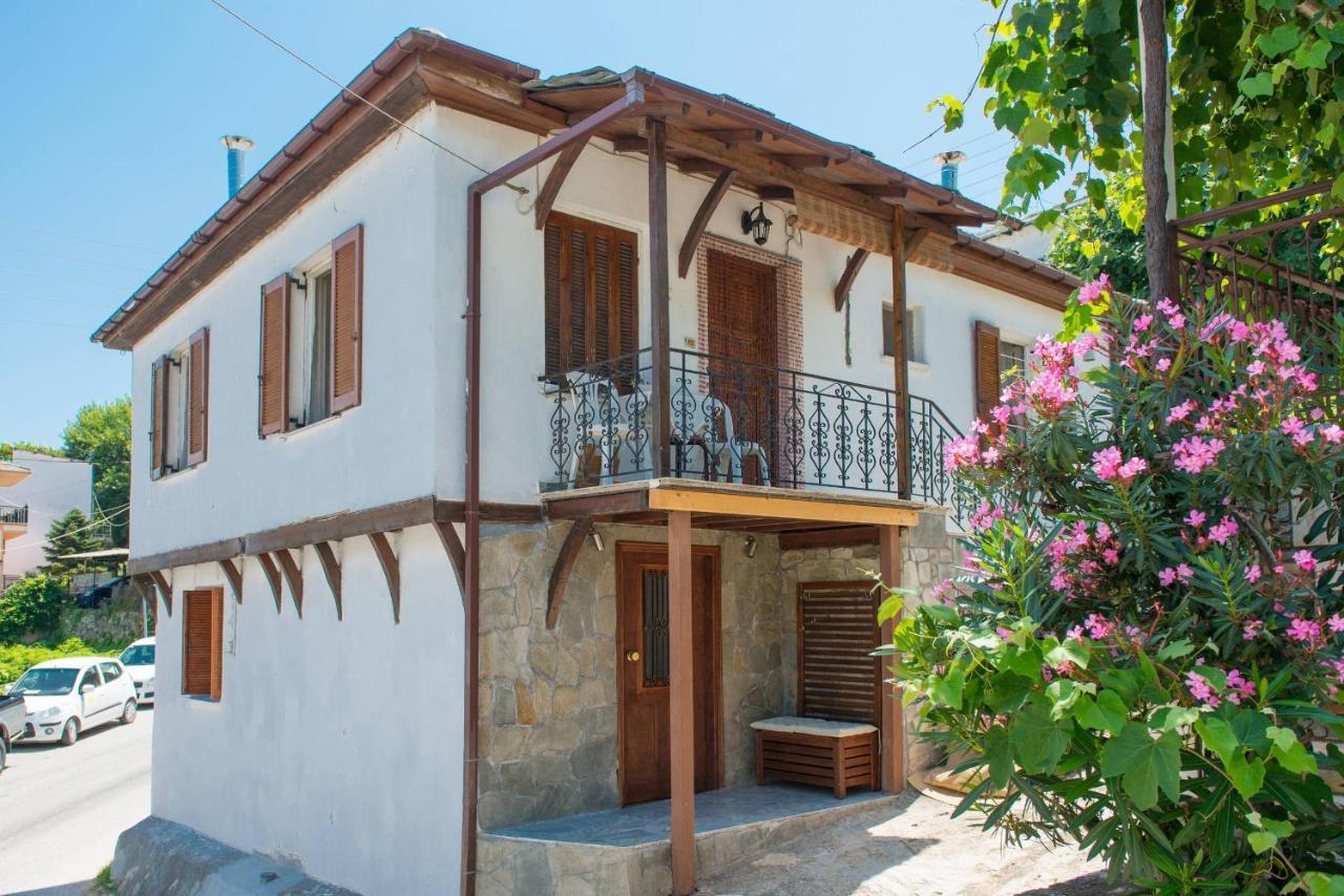 Athina'S Apartment Panagia  Exterior photo